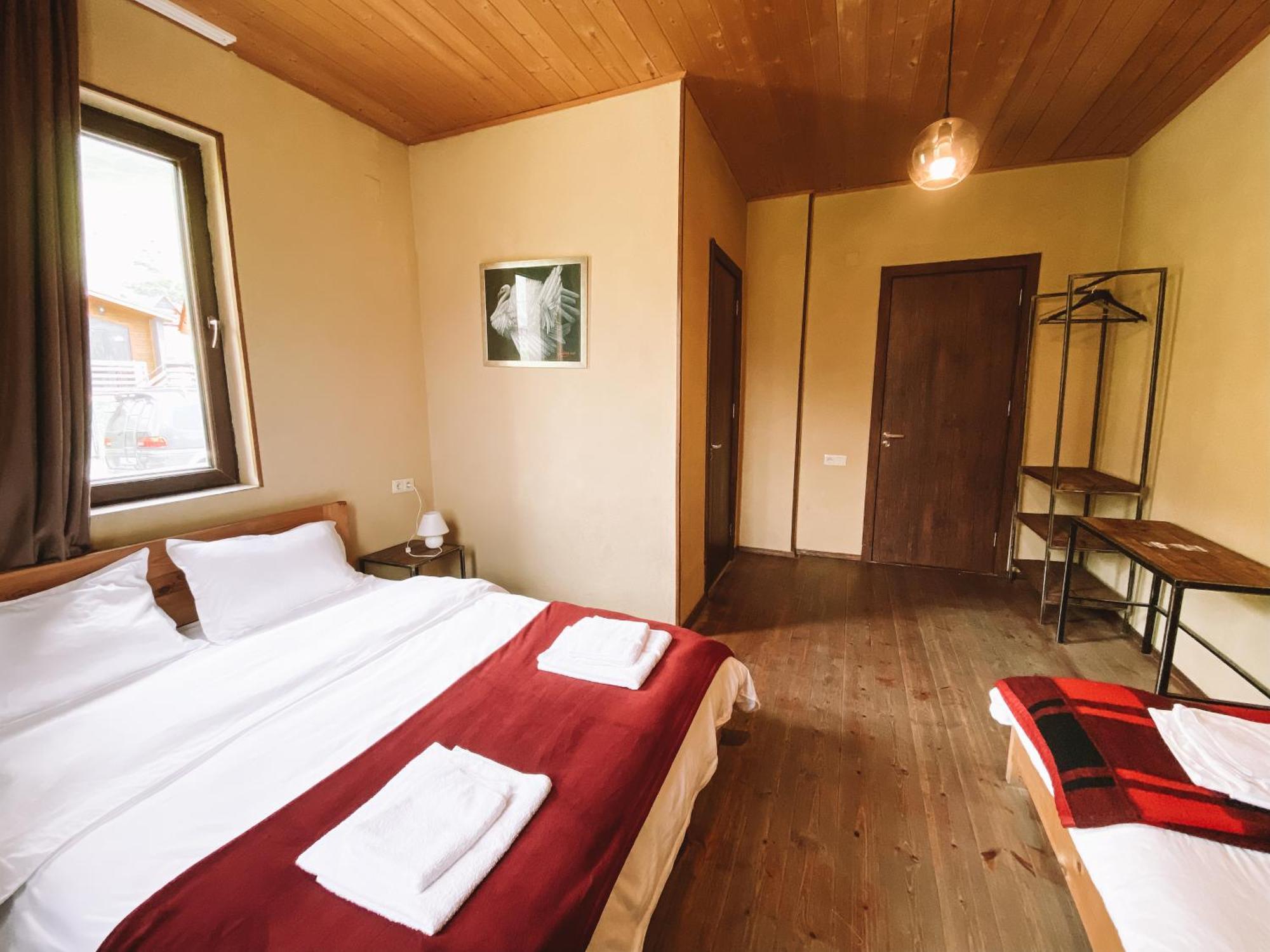 Arte In Kazbegi Hotel Exterior photo