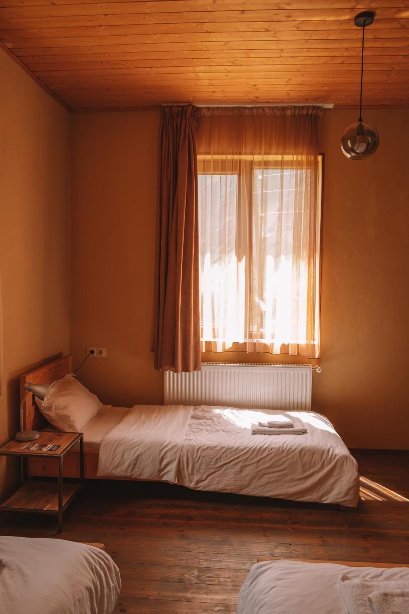 Arte In Kazbegi Hotel Exterior photo